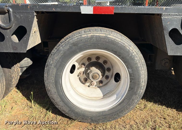 image for item ED5937 2007 XL Specialized lowboy equipment trailer