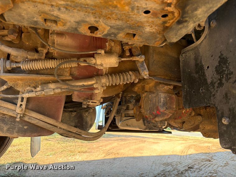 image for item ED5938 2012 Mack CHU613 semi truck