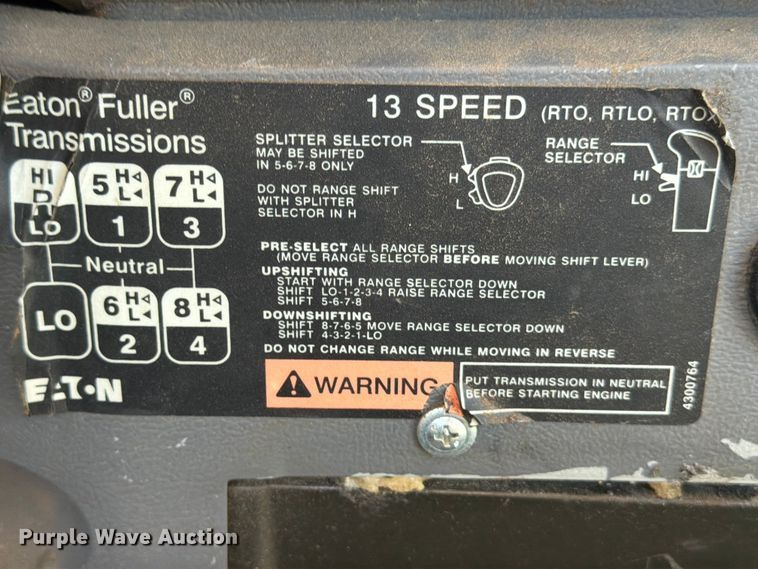 image for item ED5938 2012 Mack CHU613 semi truck