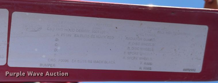 image for item ED5938 2012 Mack CHU613 semi truck