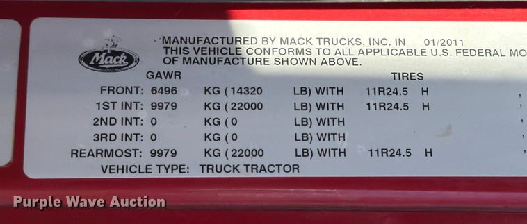 image for item ED5938 2012 Mack CHU613 semi truck