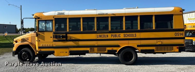 image for item EE4076 2005 Thomas FS65 school bus