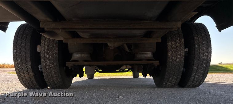 image for item EE4076 2005 Thomas FS65 school bus