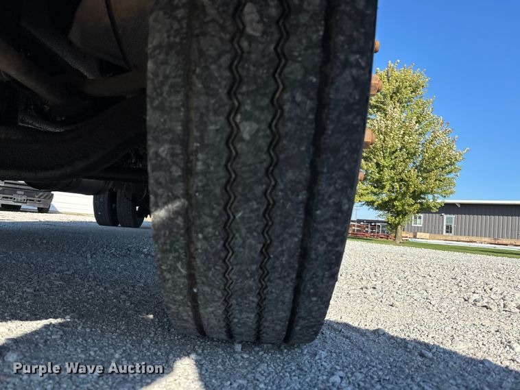 image for item EE4076 2005 Thomas FS65 school bus