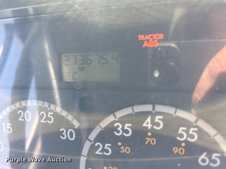 image for item EE4076 2005 Thomas FS65 school bus