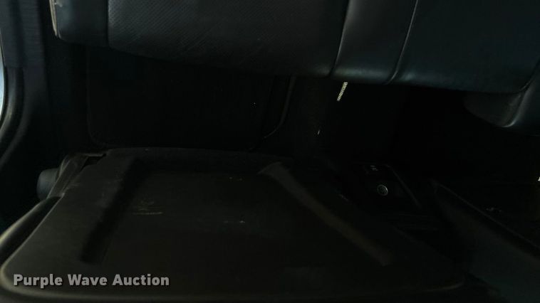 image for item EE4078 2015 Dodge Journey SUV