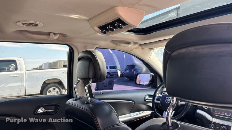 image for item EE4078 2015 Dodge Journey SUV
