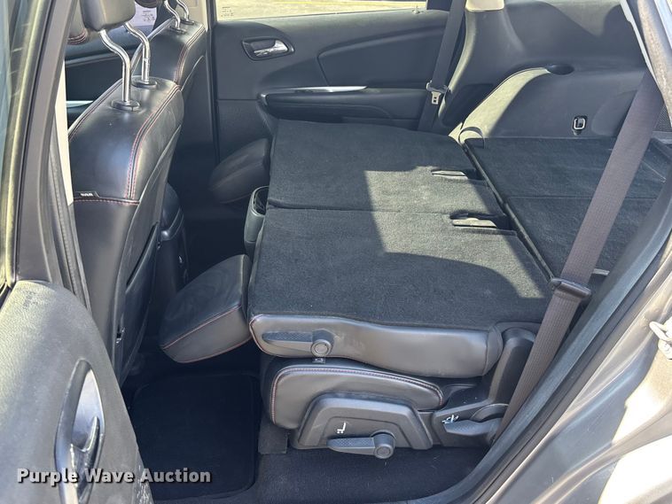 image for item EE4078 2015 Dodge Journey SUV