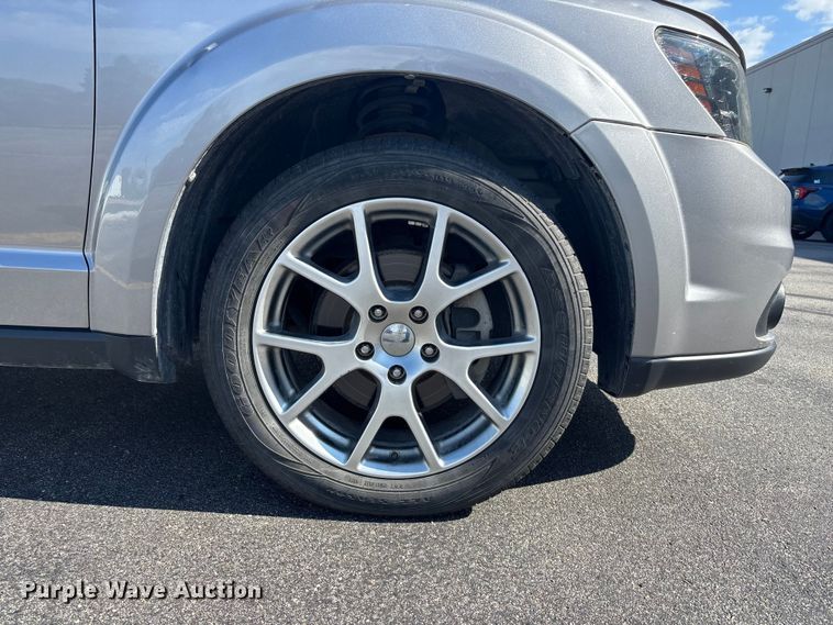 image for item EE4078 2015 Dodge Journey SUV