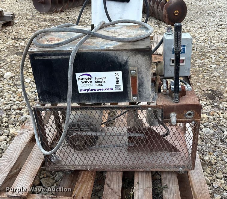 image for item EE4132 Electric over hydraulic pump