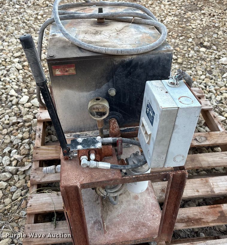 image for item EE4132 Electric over hydraulic pump