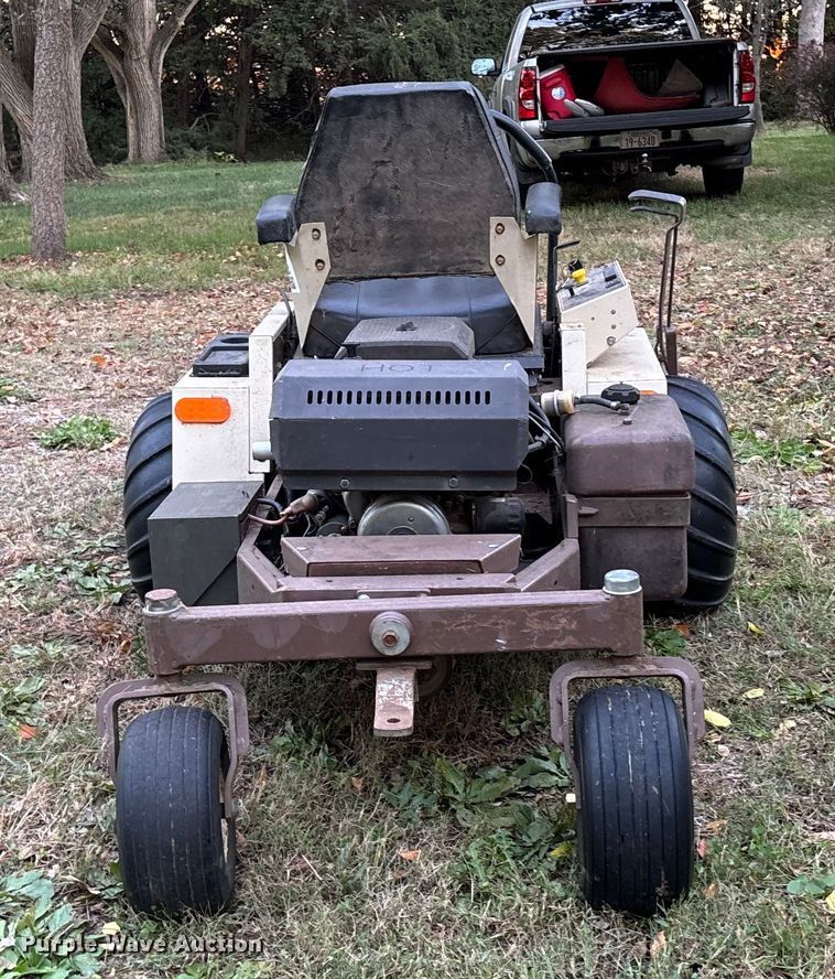 image for item EE4197 Grasshopper 720 K G Lawnmower