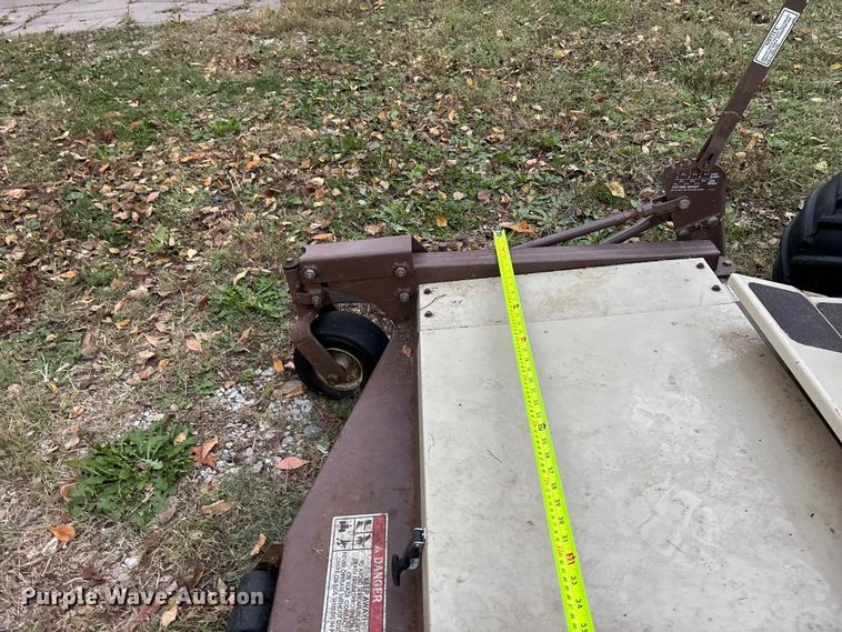 image for item EE4197 Grasshopper 720 K G Lawnmower