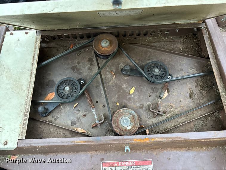 image for item EE4197 Grasshopper 720 K G Lawnmower