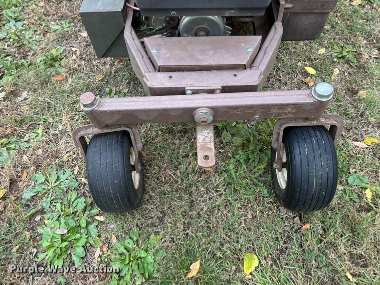 image for item EE4197 Grasshopper 720 K G Lawnmower