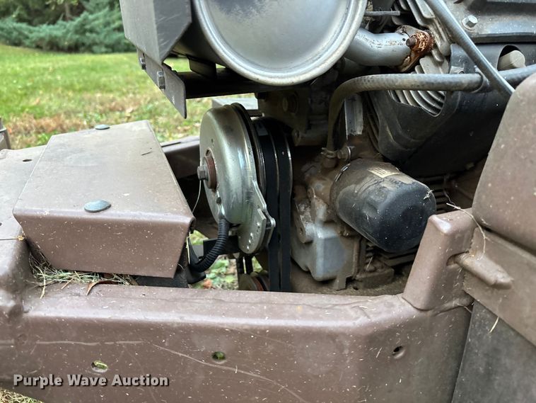 image for item EE4197 Grasshopper 720 K G Lawnmower