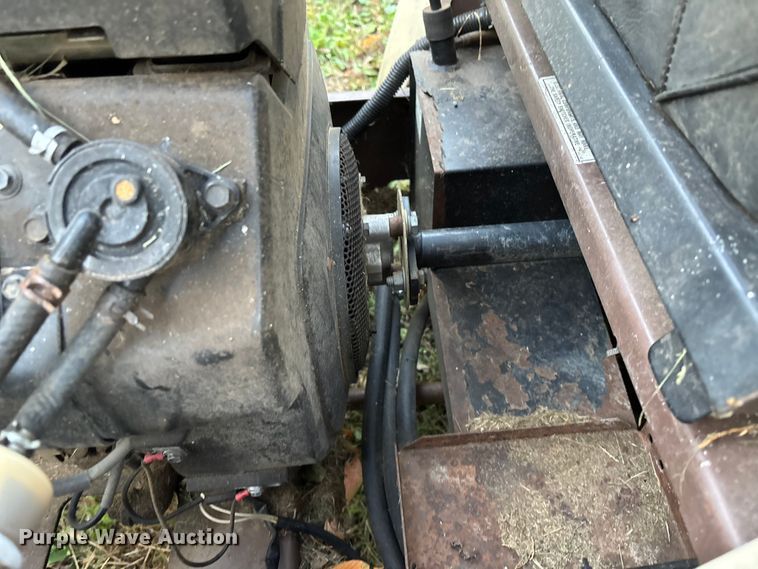 image for item EE4197 Grasshopper 720 K G Lawnmower