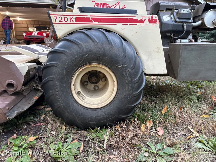 image for item EE4197 Grasshopper 720 K G Lawnmower