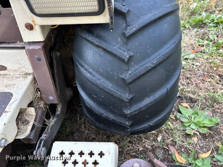 image for item EE4197 Grasshopper 720 K G Lawnmower