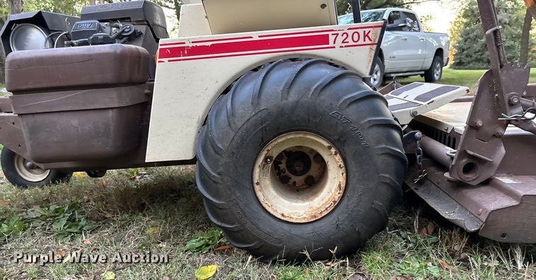 image for item EE4197 Grasshopper 720 K G Lawnmower