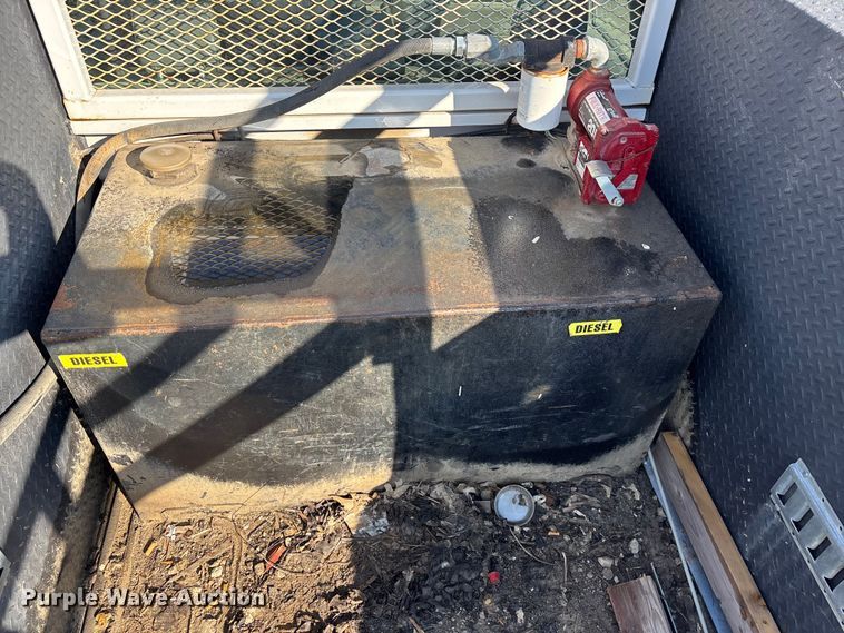 image for item EE4324 2017 Ford F450 Super Duty Crew Cab utility / service truck