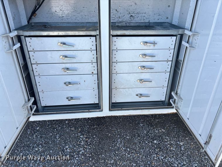 image for item EE4324 2017 Ford F450 Super Duty Crew Cab utility / service truck