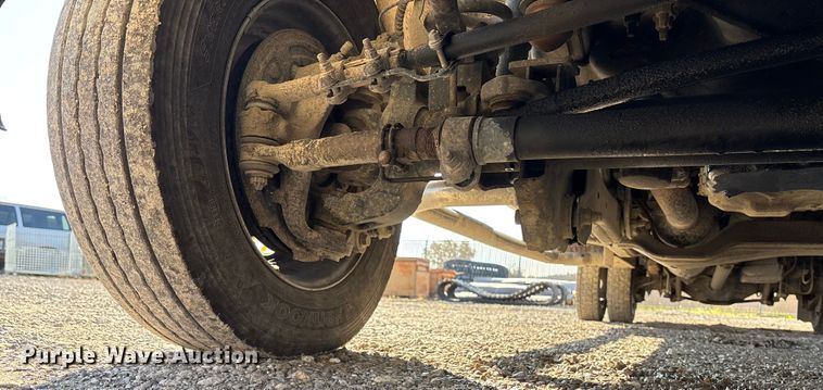 image for item EE4324 2017 Ford F450 Super Duty Crew Cab utility / service truck