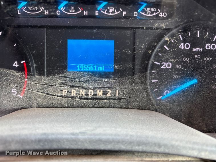 image for item EE4324 2017 Ford F450 Super Duty Crew Cab utility / service truck