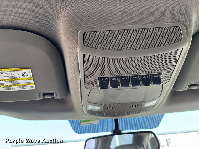 image for item EE4324 2017 Ford F450 Super Duty Crew Cab utility / service truck