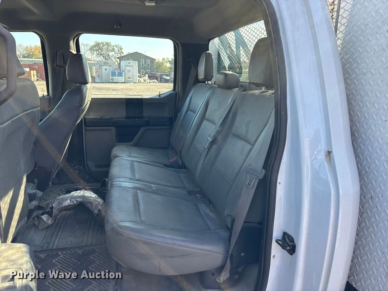 image for item EE4324 2017 Ford F450 Super Duty Crew Cab utility / service truck