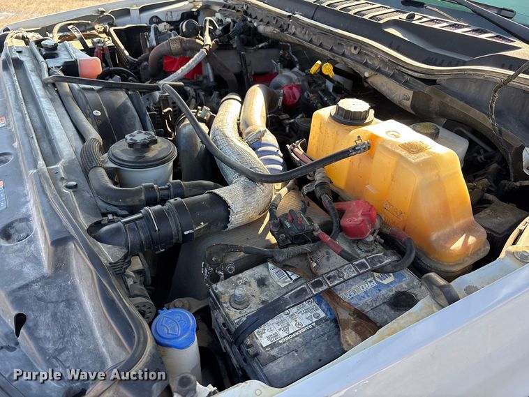 image for item EE4324 2017 Ford F450 Super Duty Crew Cab utility / service truck