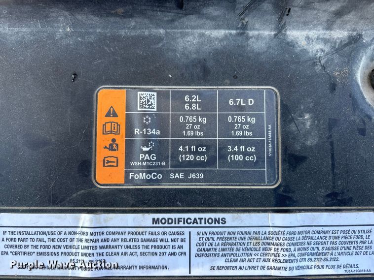 image for item EE4324 2017 Ford F450 Super Duty Crew Cab utility / service truck