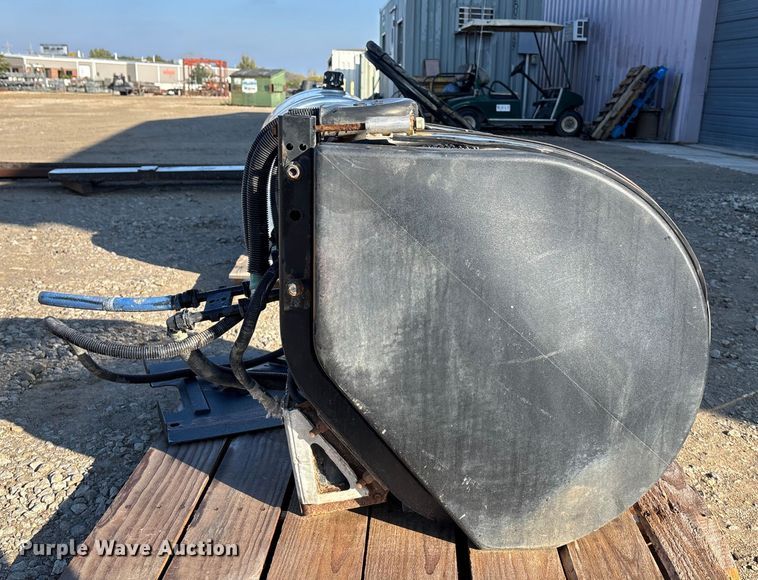 image for item EE4328 Truck parts 