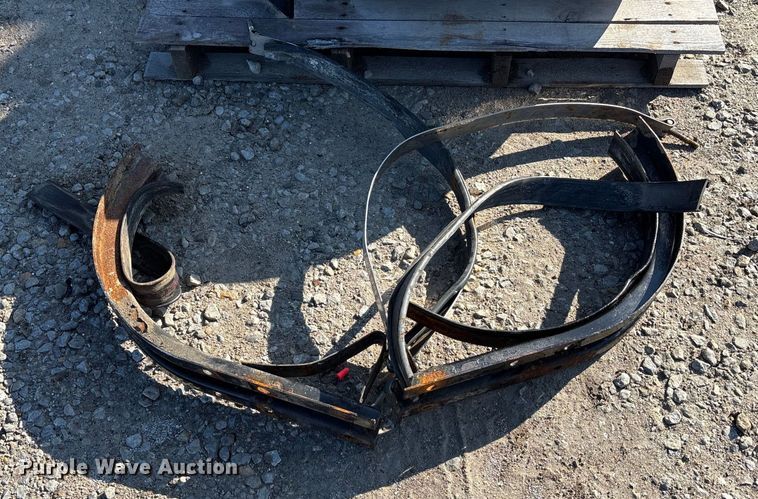 image for item EE4328 Truck parts 