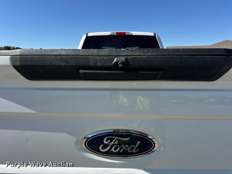 image for item EF2213 2017 Ford F-250 SuperCab pickup truck