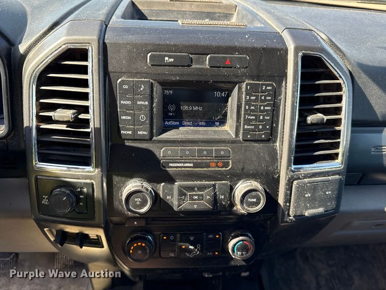 image for item EF2213 2017 Ford F-250 SuperCab pickup truck