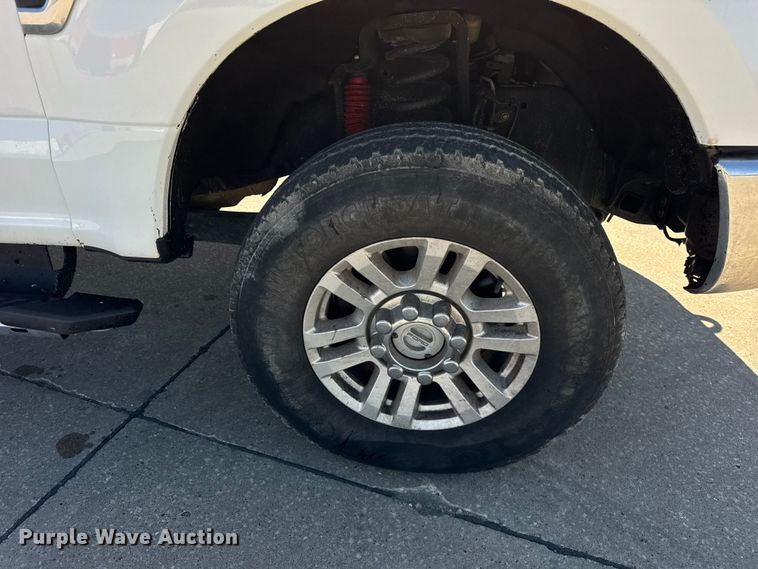 image for item EF2213 2017 Ford F-250 SuperCab pickup truck