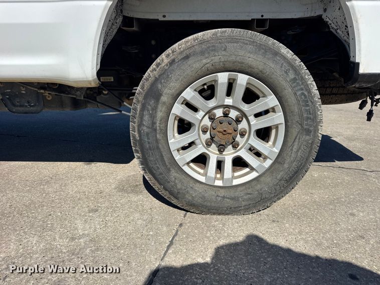 image for item EF2213 2017 Ford F-250 SuperCab pickup truck