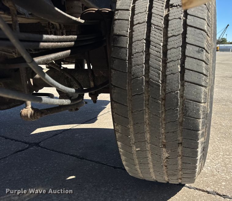 image for item EF2213 2017 Ford F-250 SuperCab pickup truck