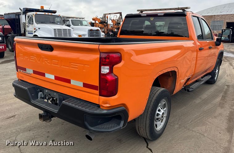 image for item EF2222 2020 Chevrolet Silverado 2500HD Double Cab pickup truck