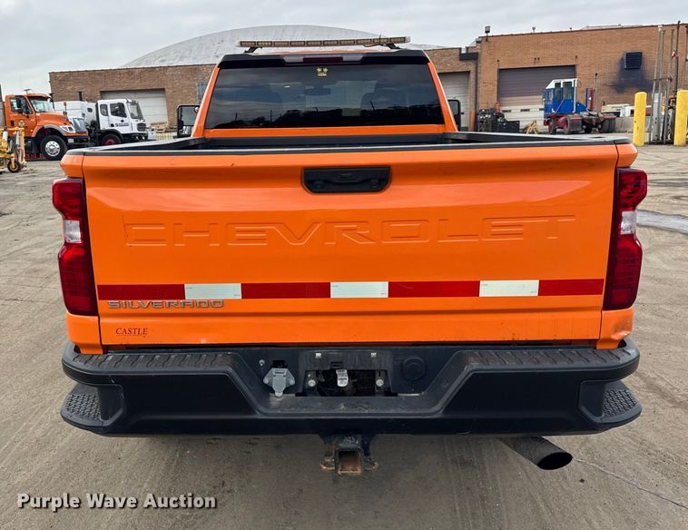 image for item EF2222 2020 Chevrolet Silverado 2500HD Double Cab pickup truck