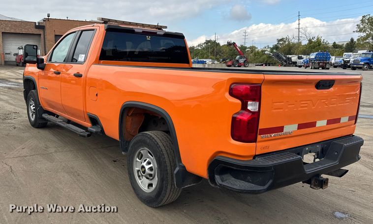 image for item EF2222 2020 Chevrolet Silverado 2500HD Double Cab pickup truck