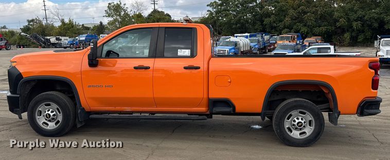 image for item EF2222 2020 Chevrolet Silverado 2500HD Double Cab pickup truck