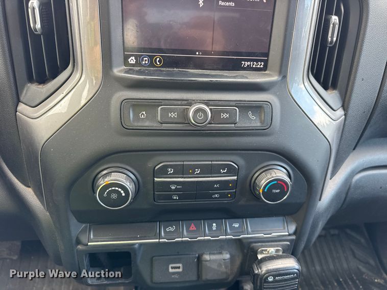 image for item EF2222 2020 Chevrolet Silverado 2500HD Double Cab pickup truck