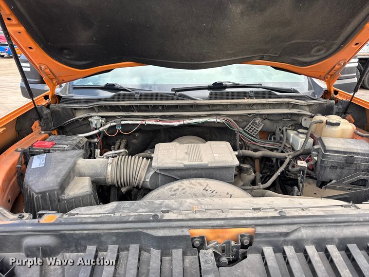 image for item EF2222 2020 Chevrolet Silverado 2500HD Double Cab pickup truck