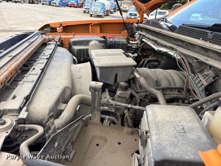 image for item EF2222 2020 Chevrolet Silverado 2500HD Double Cab pickup truck