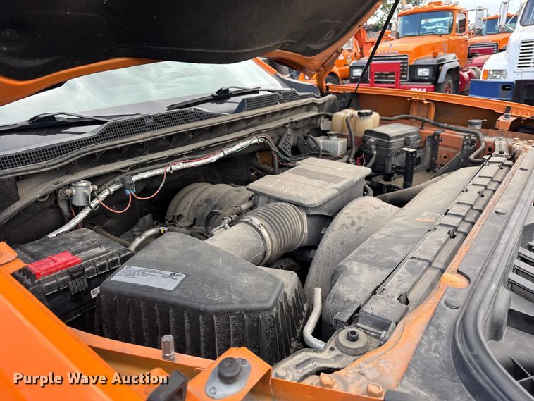 image for item EF2222 2020 Chevrolet Silverado 2500HD Double Cab pickup truck