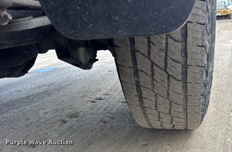 image for item EF2222 2020 Chevrolet Silverado 2500HD Double Cab pickup truck