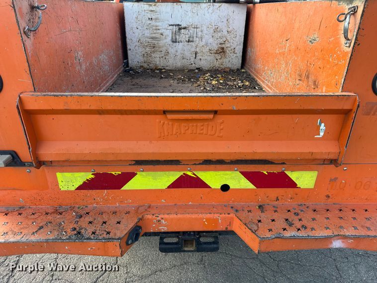 image for item EF2233 2011 Chevrolet Silverado 2500HD Ext. Cab utility bed pickup truck