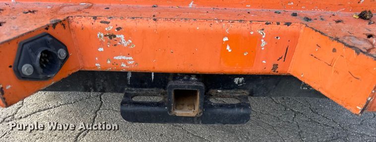 image for item EF2233 2011 Chevrolet Silverado 2500HD Ext. Cab utility bed pickup truck